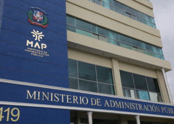 Gobierno pagará compensación a funcionarios por el uso de vehículos propios