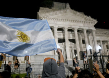 Sindicatos de Argentina anuncian marcha a Tribunales para pedir la nulidad del decreto de Milei