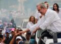 Abinader encabeza caravanas en apoyo a los candidatos en la región este