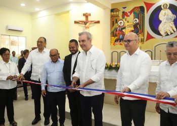 Presidente Abinader inaugura remozamiento de la Parroquia Santa María Madre de Dios