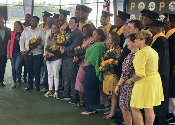 Academia de Piratas en R.D. crea oportunidades más allá del béisbol