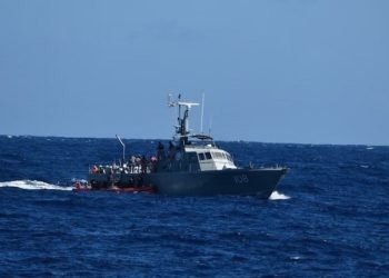 Guardia Costera repatria a 53 migrantes a República Dominicana