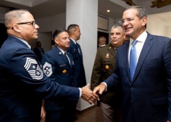 Gobernador participa en saludo protocolar de la Guardia Nacional