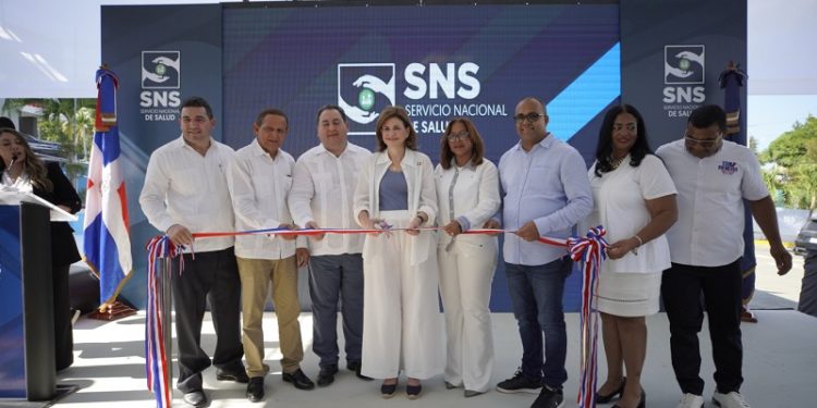Vicepresidenta Peña inaugura cinco obras en provincias fronterizas