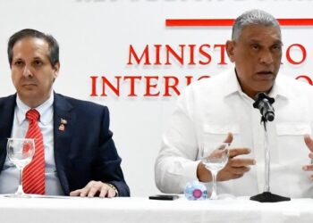 Reservas militares y policías garantizarán seguridad en hospitales