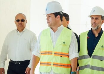 Ministro Bonilla supervisa etapa final de construcción de las extensiones de la UASD en Baní y Azua