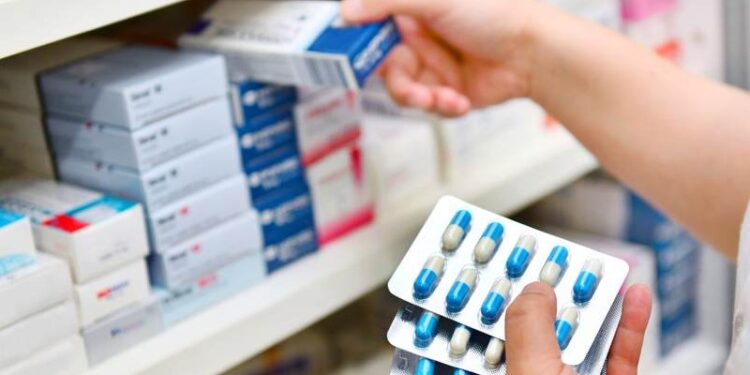 Aprueban Cuadro Básico de Medicamentos Esenciales