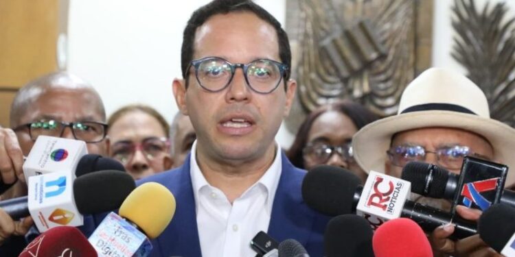 PRM y aliados expresan confianza en trabajos de la JCE para las elecciones
