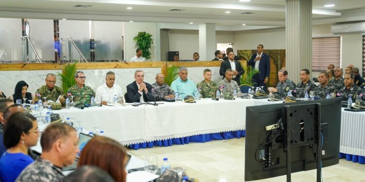 Presidente Abinader encabeza reunión de seguimiento al Plan de Seguridad Ciudadana