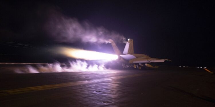 EE.UU. y sus aliados realizan nuevos ataques contra Yemen