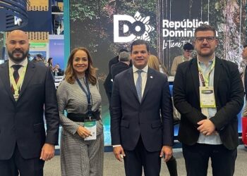 Air Century busca fortalecer lazos entre República Dominicana y Colombia