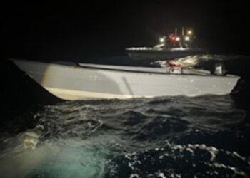 Guardia Costera repatria a 28 migrantes a República Dominicana