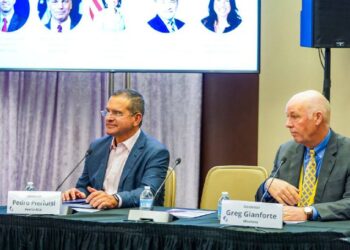 Gobernador Pierluisi participa en reunión de grupo de trabajo de desarrollo económico y revitalización