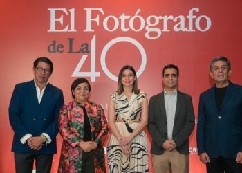 Realizan premier del documental «El Fotógrafo de La 40», de Erika Santelices y Orlando Barría