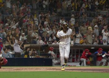 Tras jugar en R.D., Tatis quiere emular a Acuña en el 2024