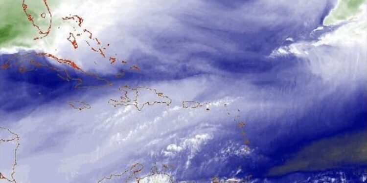 Aumentos nubosos, aguaceros y tormentas eléctricas en varias regiones del país