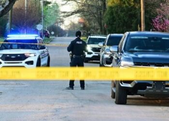 Reportan tres muertos tras tiroteo en Arkansas, EE.UU.