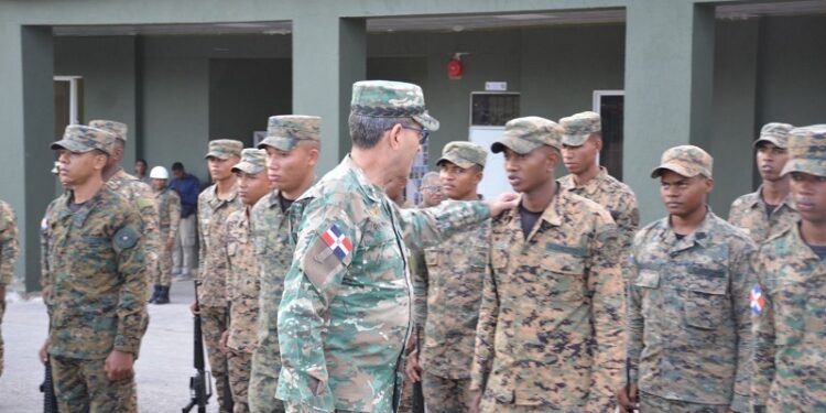Soldados dominicanos están preparados para prevenir incidentes en la frontera