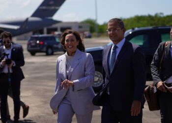 Gobernador recibe a la vicepresidenta de EEUU, Kamala Harris