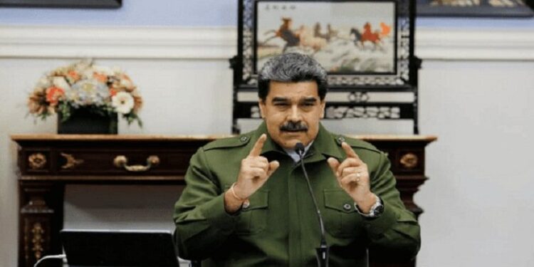 Presidente de Venezuela rechaza nuevas amenazas de EE.UU.