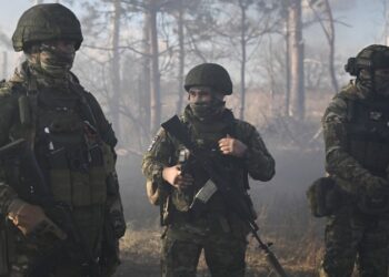 Putin insta a encontrar a los traidores y saboteadores que atacan a Rusia y castigarlos sin prescripción