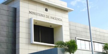 Gobierno reduce el déficit fiscal en 17,632.4 millones de pesos durante el primer trimestre