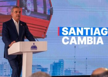 Abinader presenta realizaciones en educación, transporte, vivienda, salud e infraestructura