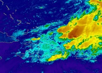 Activa vaguada seguirá originando aguaceros, 19 provincias bajo aviso y alerta meteorológica