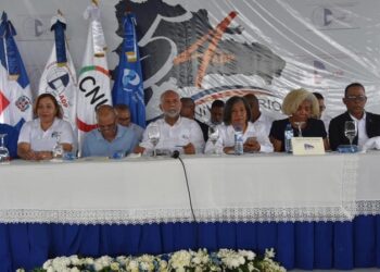 Profesores reclamarán al MINERD que cumpla con el aumento salarial acordado