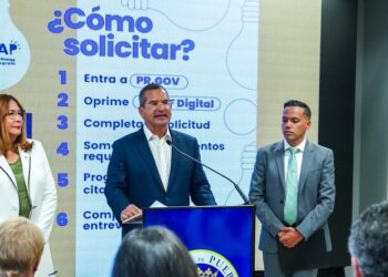 Pierluisi anuncia $16 millones en asistencia para el pago de energía para familias de ingresos bajos