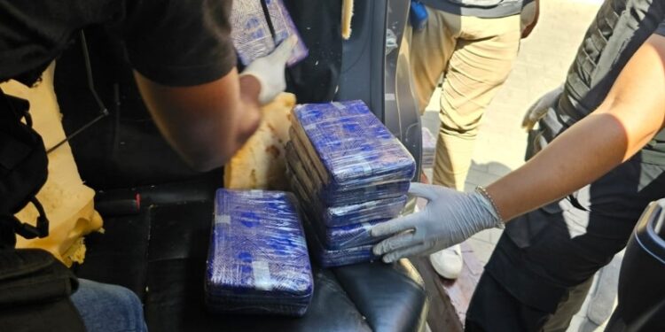 Detienen a un hombre con 35 paquetes de cocaína