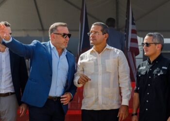 Gobernador anuncia construcción del Hotel Hampton Inn Ponce