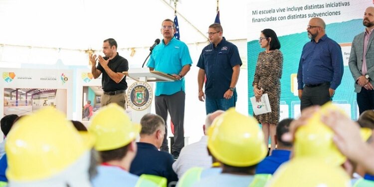 Gobernador anuncia inicio de Programa de Escuelas Innova