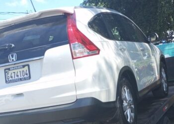 Localizan y detienen conductor de Jeepeta que conducía en vía contraria en la autopista Duarte