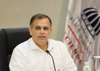Gobierno reduce el déficit fiscal en 17,632.4 millones de pesos durante el primer trimestre