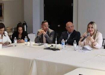 Proponen crear Oficial de Cumplimiento para implementar leyes a favor de personas con autismo