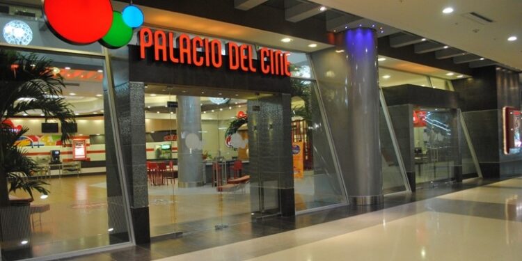 Caribbean Cinemas adquiere activos operativos de Palacio del Cine