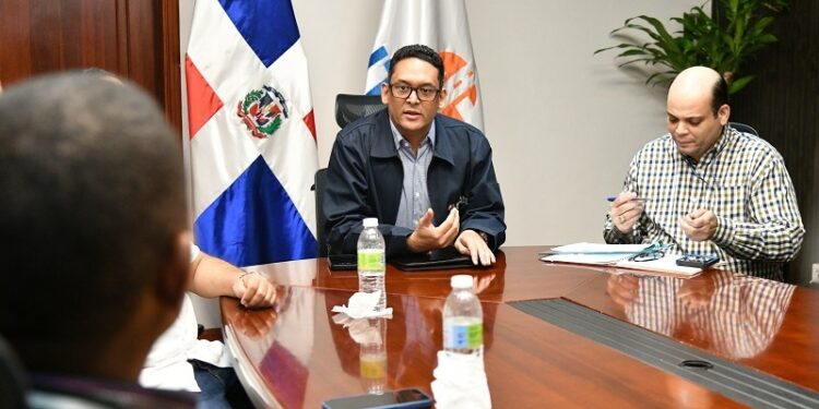 Dejan sin efecto aumento al pasaje en la ruta Tamboril–Santiago