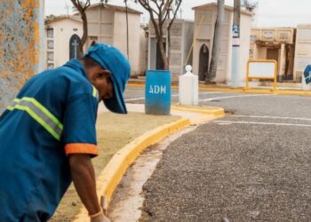 Cementerios del Distrito Nacional listos para recibir a familias en el Día de las Madres