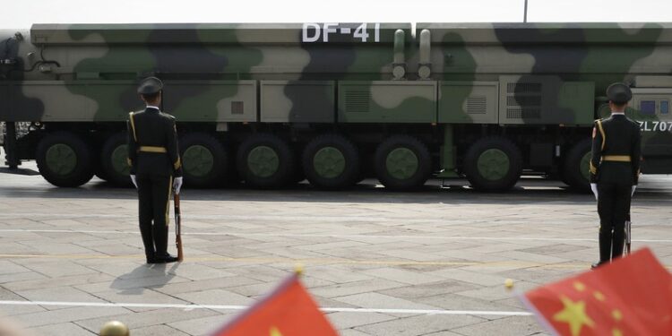 China se niega a negociar con EE.UU. sobre armas nucleares