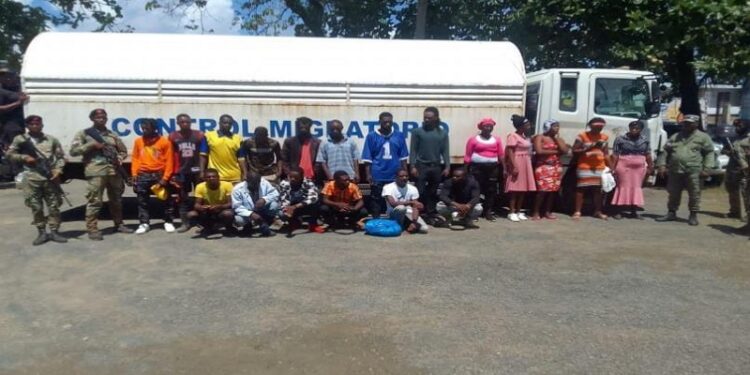 Autoridades detienen 439 personas, la mayoría haitianos, en operación “Los Haitises 2024”