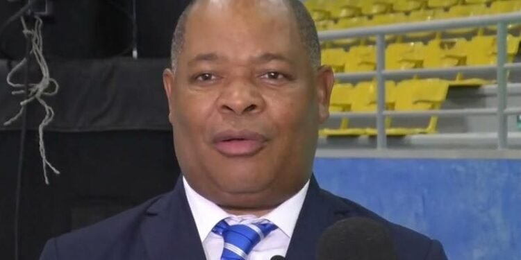 Pesistas clasificadas a París tendrán mañana su primer chequeo