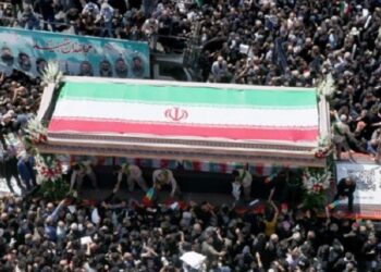 Representantes de 50 naciones acuden al funeral del presidente Raisi en Teherán