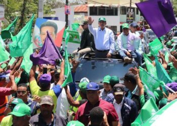 Leonel recorre Montecristi y Dajabón