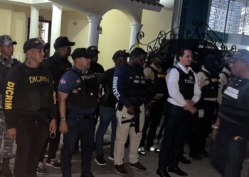 Policía, DNCD, Dicrim, Dintel y MP incautan más de 300 porciones de drogas
