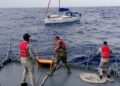 La Armada rescata a cuatro extranjeros que quedaron a la deriva a bordo de un velero