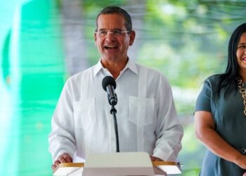 Gobernador anuncia proyecto de mitigación de inundaciones en Aguas Buenas