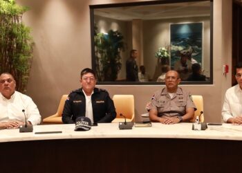 Autoridades disponen reforzar seguridad en polos turísticos
