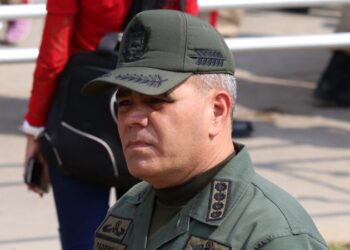 Ministro de Defensa de Venezuela: «Estamos en presencia del fascismo en su máxima expresión»