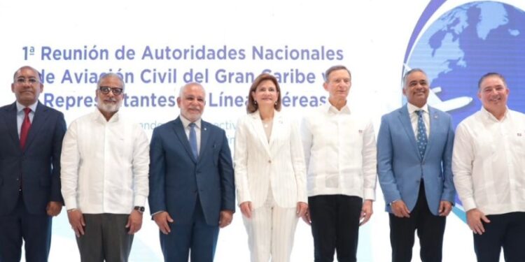 Raquel Peña llama a países caribeños a aprovechar tecnología de la aviación para fortalecer conectividad aérea